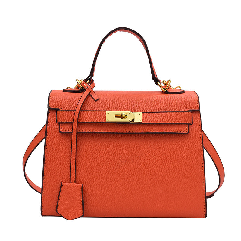 VAYRO – The Kelly Bag