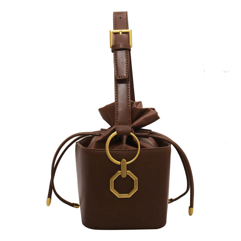 VAYRO Elegance – Mini Bucket Bag